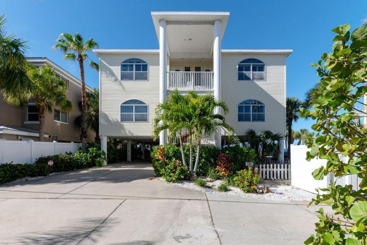 Sea Side 102 Beachfront Sleeps 8 클리어워터 비치 외부 사진