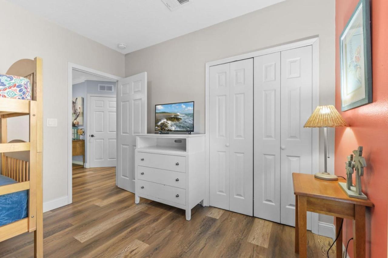 Sea Side 102 Beachfront Sleeps 8 클리어워터 비치 외부 사진
